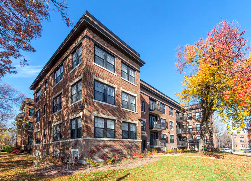 741-745 Eastgate
